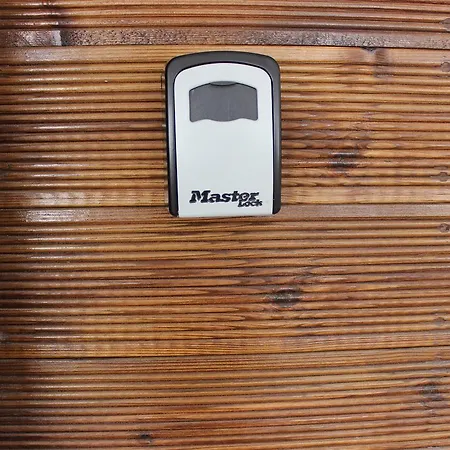 Scalini 204 アパート